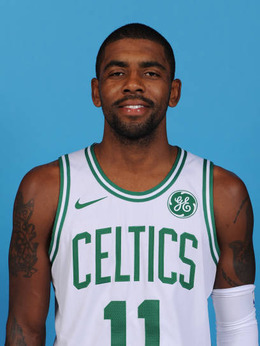 数据占优，拜仁对阿森纳5场不败，14次交手赢下8场（数据优势明显：拜仁近5次对阵阿森纳保持不败，14次交锋斩获8胜）