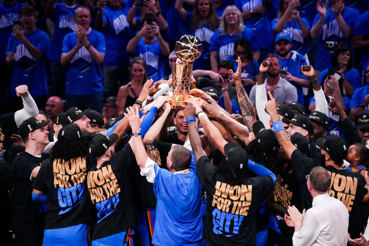 胡尔克谈转会传闻：媒体谈论的比我自己知道的还多（胡尔克回应转会传闻：媒体似乎比我更了解我的动向）