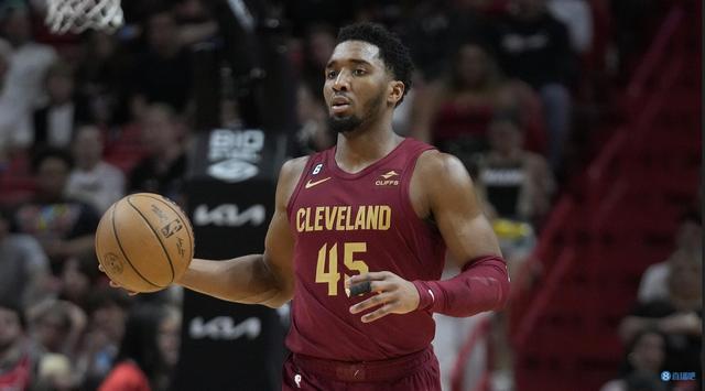 2025意大利足球盛典评最佳阵：劳塔罗领衔，国米5人入选（2025意大利足球盛典最佳阵容出炉：劳塔罗坐镇，国米五将上榜）