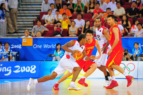 尤文公布战葡体大名单：伊尔迪兹回归，凯利、布雷默缺席（尤文出征葡体名单出炉：伊尔迪兹复出，凯利与布雷默无缘）