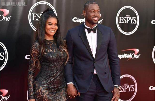 图片报：为回归多特，桑乔愿意放弃目前一半薪水（图片报：桑乔为重返多特愿降薪50%）