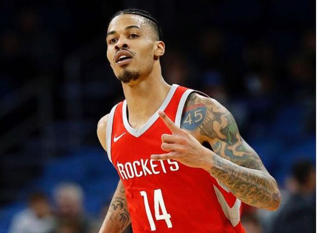 国王杯16强抽签在即！皇马将战低级别联赛球队 单回合淘汰赛制引关注（国王杯16强抽签临近：皇马将迎战低级别对手，单回合淘汰制成焦点）