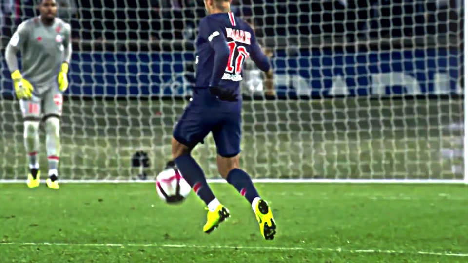 罗马诺：格伊肯定会在合同到期后离开，且不会加盟意甲球队（罗马诺：格伊确认合同到期离队，意甲不是选项）