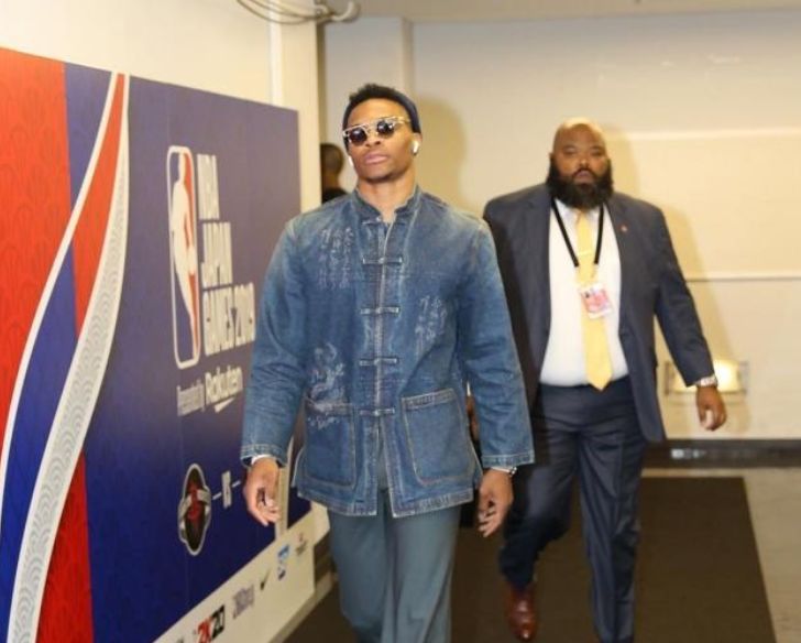 那不勒斯体育总监曼纳：德布劳内将至少伤缺至2月底（那不勒斯总监曼纳：德布劳内至少缺阵到二月底）