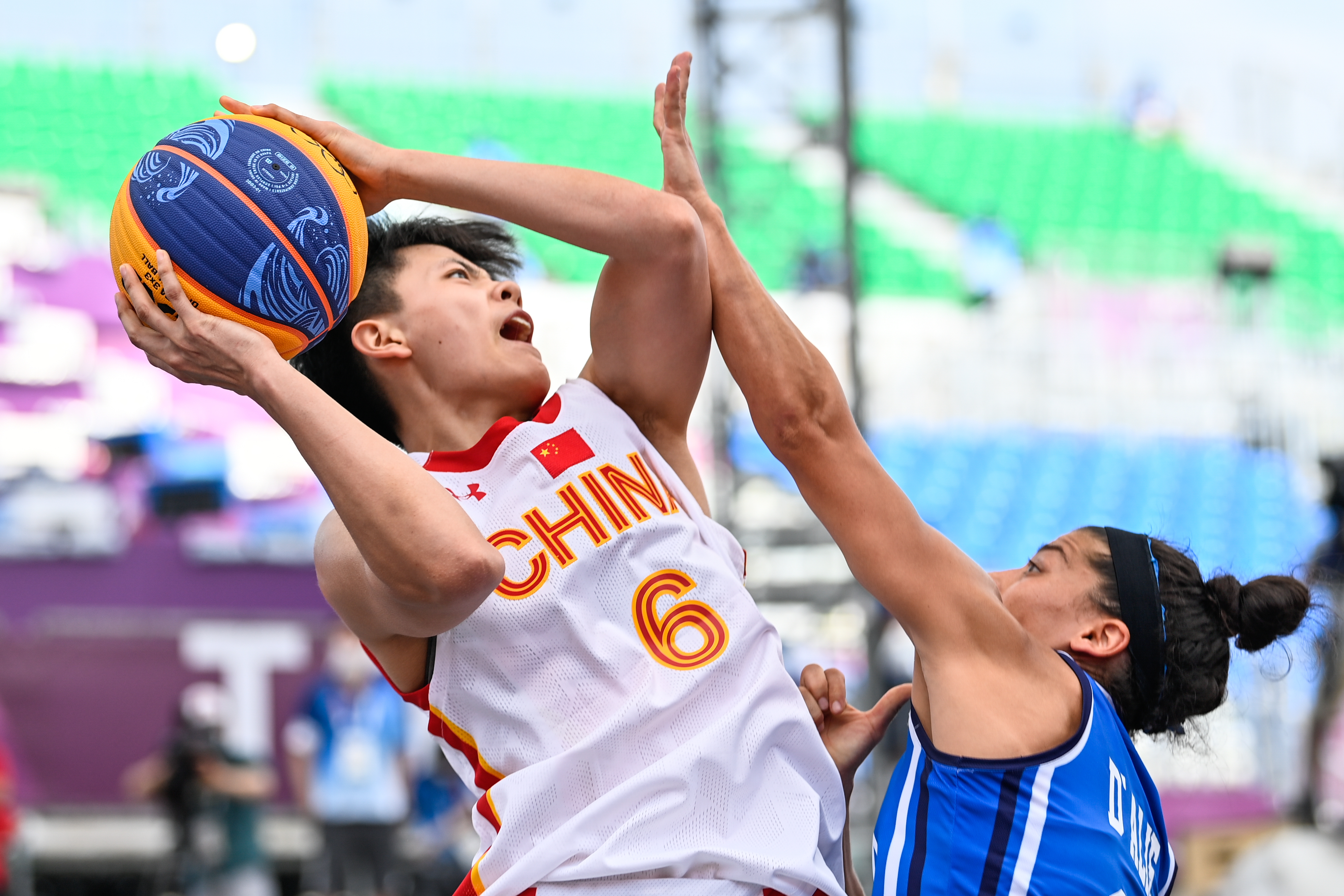 卢伟：对阵卫冕冠军要放低姿态拼对手，球队提升空间还很大（卢伟：面对卫冕冠军要谦逊拼对手，球队仍有很大提升空间）