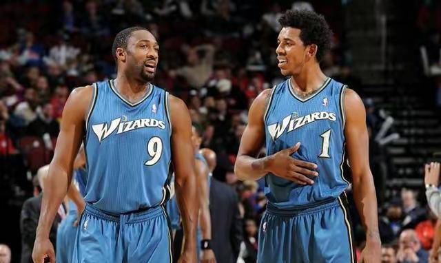 港媒：阿森纳中国香港行公开训练共有18563名球迷现场观看（港媒：阿森纳中国香港行公开训练吸引18563名球迷现场观摩）