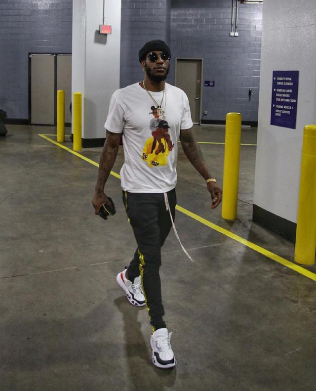 紫百合主席：俱乐部从未被挂牌出售，我们应团结一致共度难关（紫百合主席澄清：俱乐部未曾挂牌出售，呼吁团结共渡难关）