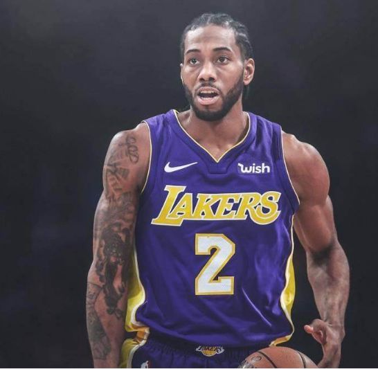 世体：克里斯滕森伤势有所好转，今天他进行了场地训练（世体：克里斯滕森伤势见改善，今日重返场地进行训练）