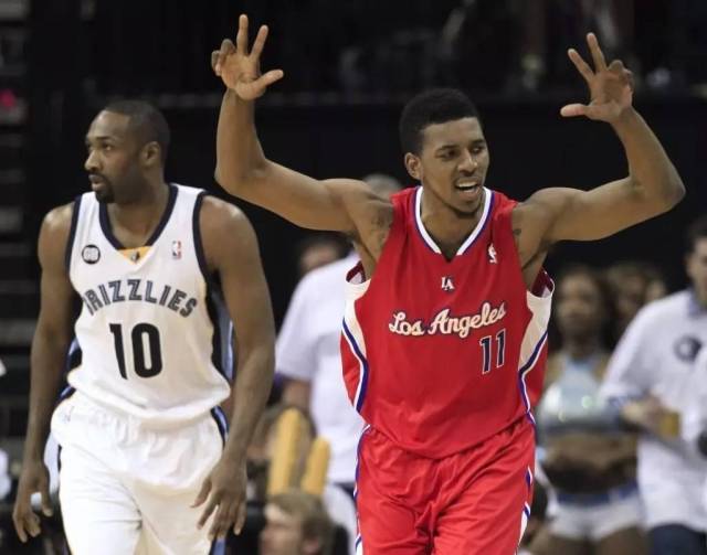 洛卡特利：我们得承担责任，我们必须进世界杯也必须做得更多（洛卡特利：责任在肩，必须晋级世界杯并做得更多）