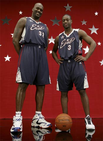 结束全年征程，国安队赛后拉励志标语：明年不服还要再干！（赛季收官，国安队赛后打出励志横幅：不服明年再战）