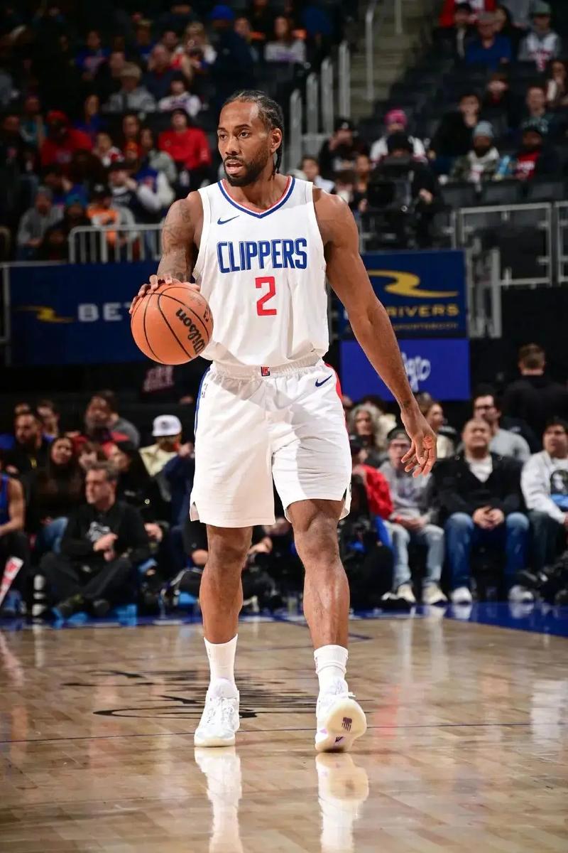 客战多特蒙德贡献帽子戏法+绝平，昂达夫当选全场最佳球员（客场对多特戴帽并读秒绝平，昂达夫荣膺全场最佳）