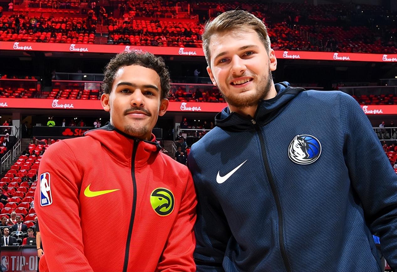 泰山功勋外援罗麦多重回省体，他曾在99年帮助球队夺得双冠王（99年助泰山双冠的功勋外援罗麦多重返省体）