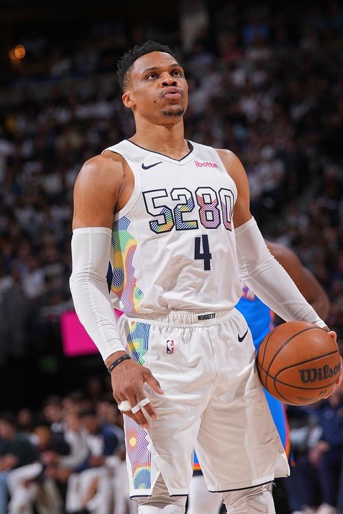 意媒：布雷默和鲁加尼今日参与全队合练，弗拉霍维奇在旁观看（意媒：布雷默、鲁加尼今日随队合练，弗拉霍维奇在场边观战）