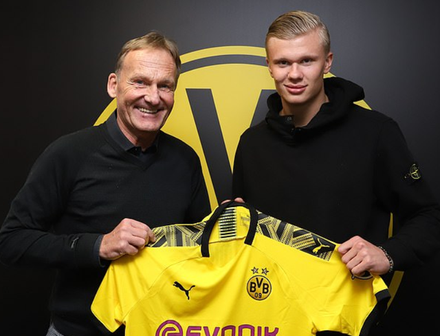 TA：皇马暂不会解雇阿隆索，但目前皇马更衣室的氛围比较紧张（TA：阿隆索短期内留任皇马，但更衣室气氛紧张）