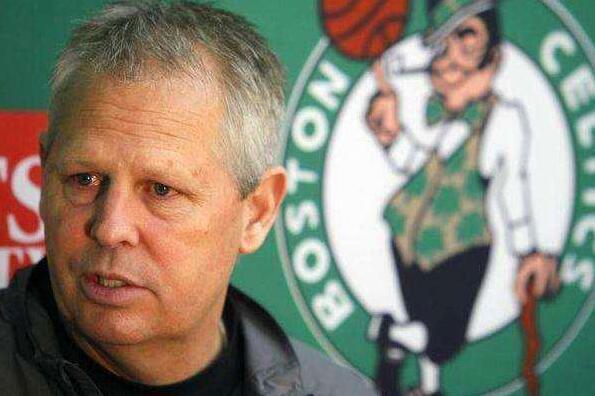 火箭年轻球员进攻数据亮眼（火箭新星进攻端数据抢眼）