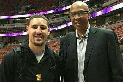 勇士有无库里的数据对比：进攻效率暴跌8.5，命中率严重下滑（库里在与不在的差异：勇士进攻效率下降8.5分，投篮命中率大幅下滑）